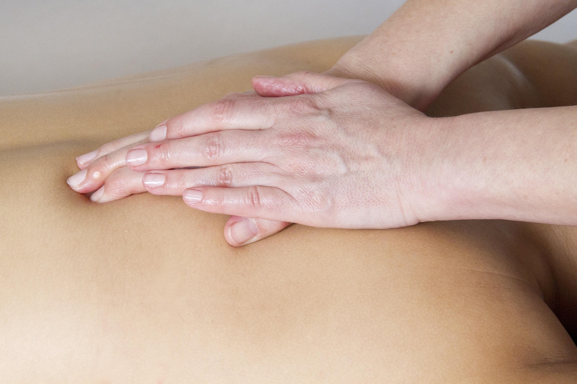 Bon cadeau massage biologique femme Blois