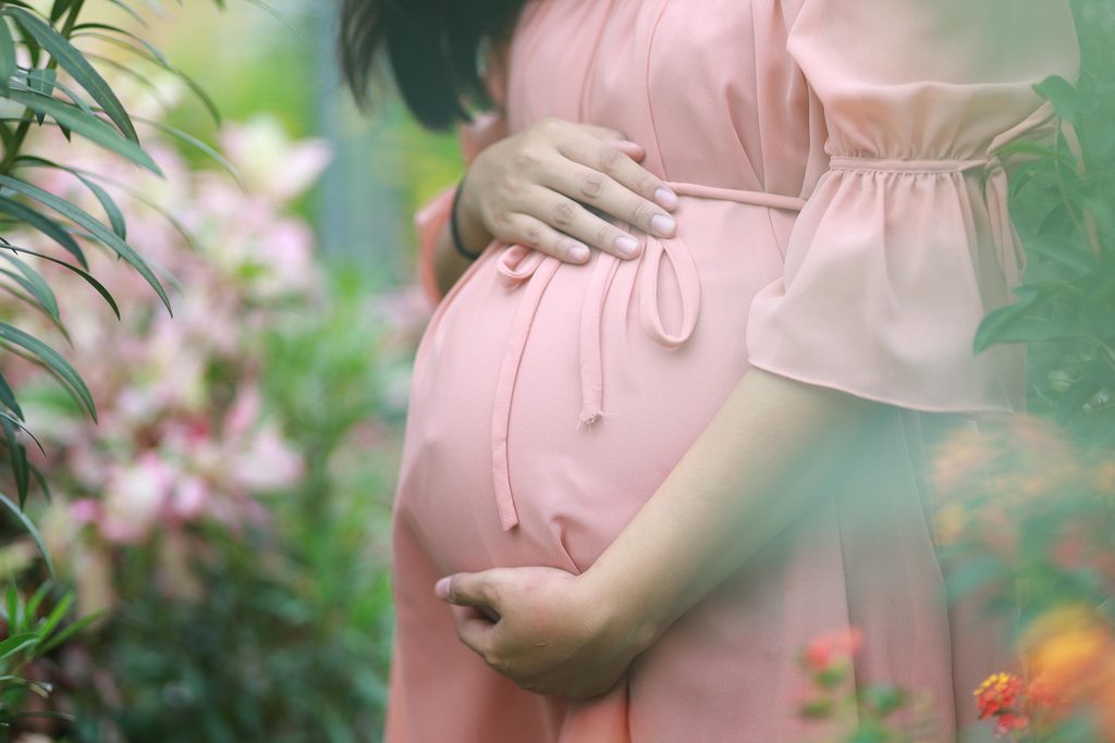 bon cadeau massage biologique pour femme enceinte Blois